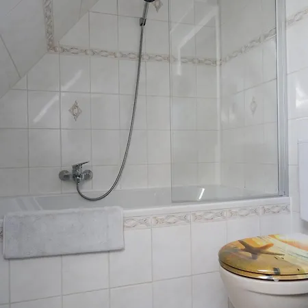 Haus Riesebeek * 朗格尔斯海姆